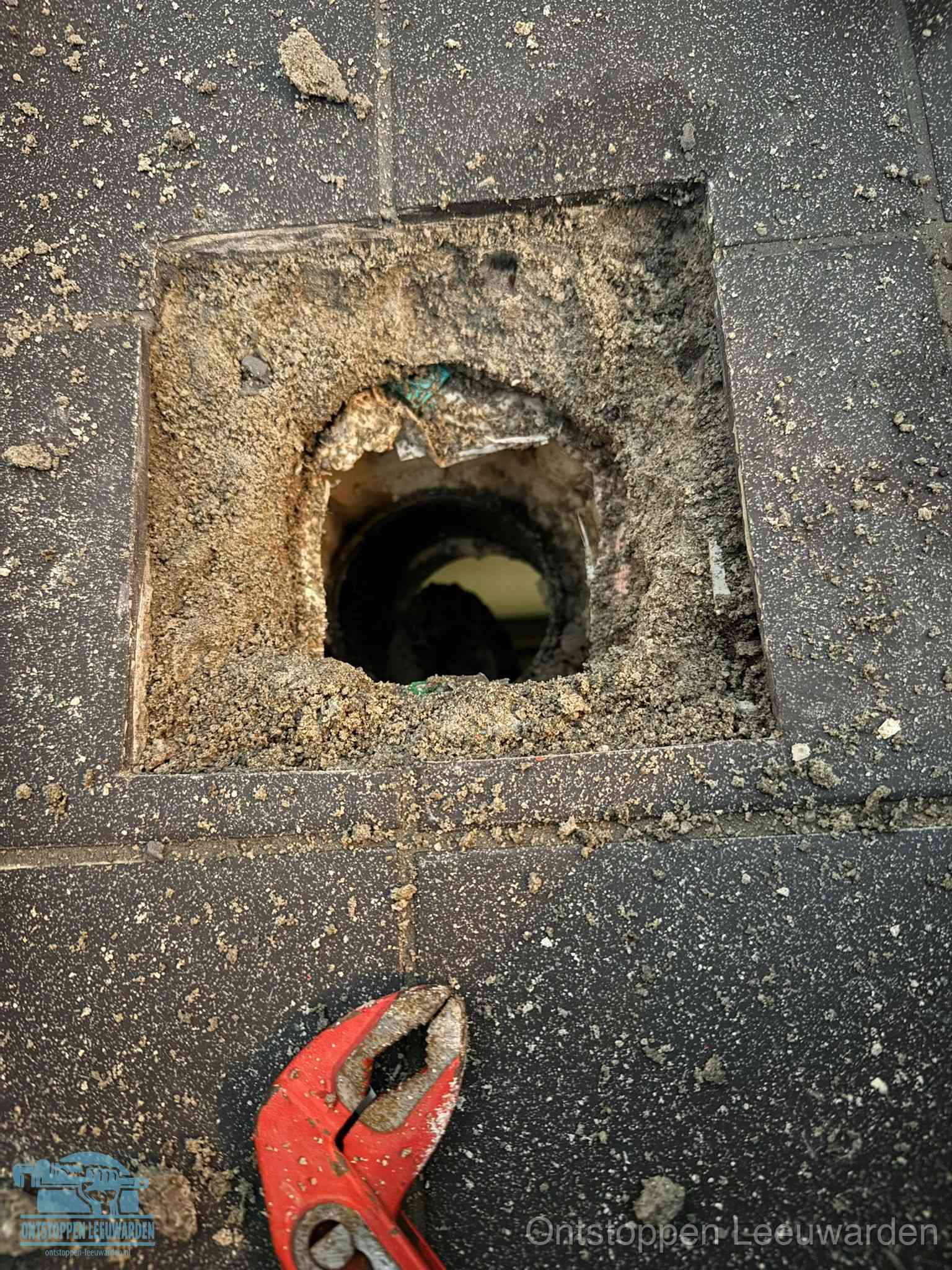 Rioolputje erfgrens eigendom in Leeuwarden